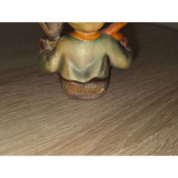 Goebel Hummel LET'S SING 3" Figurine 110/0 TMK4 in Nice Cond! Boy w/ Accordion - Picture 5 of 6